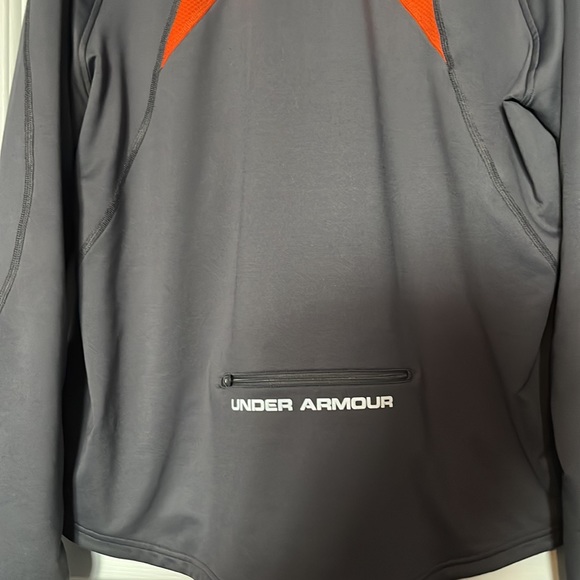 Under Armour Running lightweight jacket top. - Picture 4 of 4
